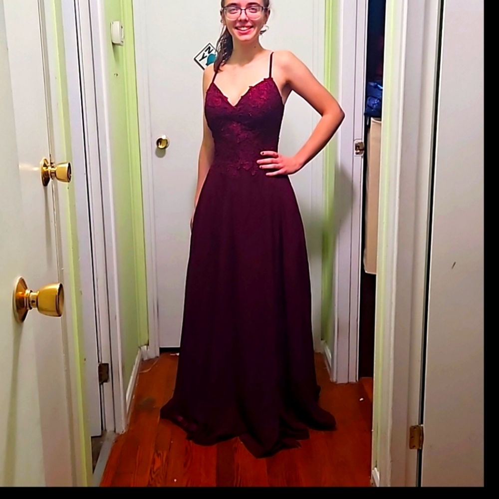 Lace Appliqued Chiffon Dress
